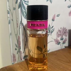 prada perfume